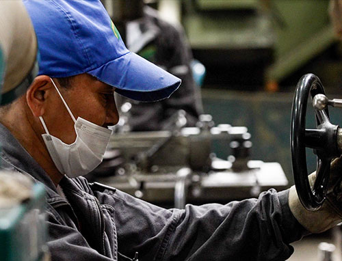 岡本鉄工での働き方